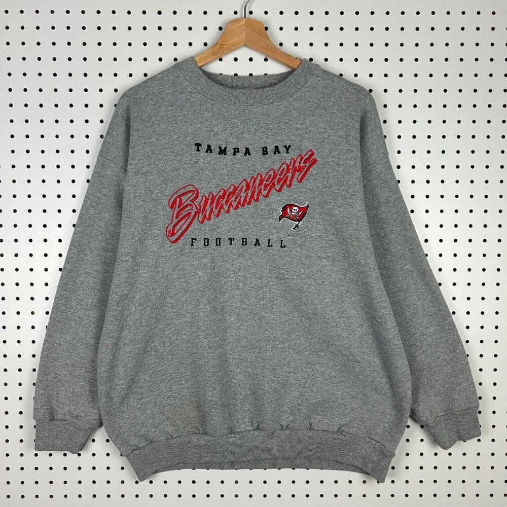 Tampa Bay Buccaneers Football Crewneck Sweatshirt Large Gray NFL Stitched Vtg‎